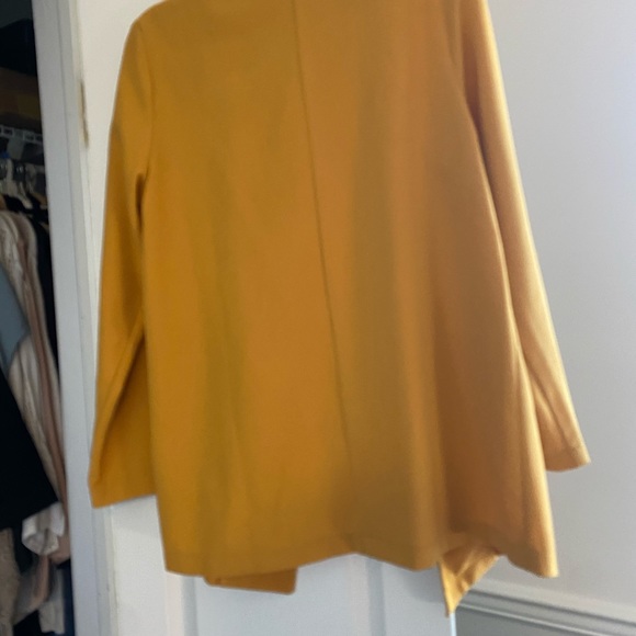 Oversized yellow mustard blazer - Picture 2 of 2